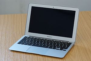 11.6-_MacBook_Air_(1)