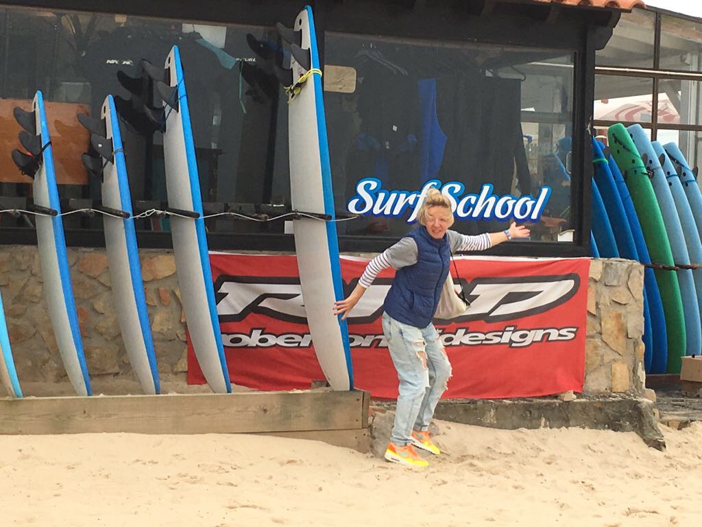 Серфинг в Португалии, фотоотчет или как команда «Бизнес — Ангелов Чарли» поймала волну